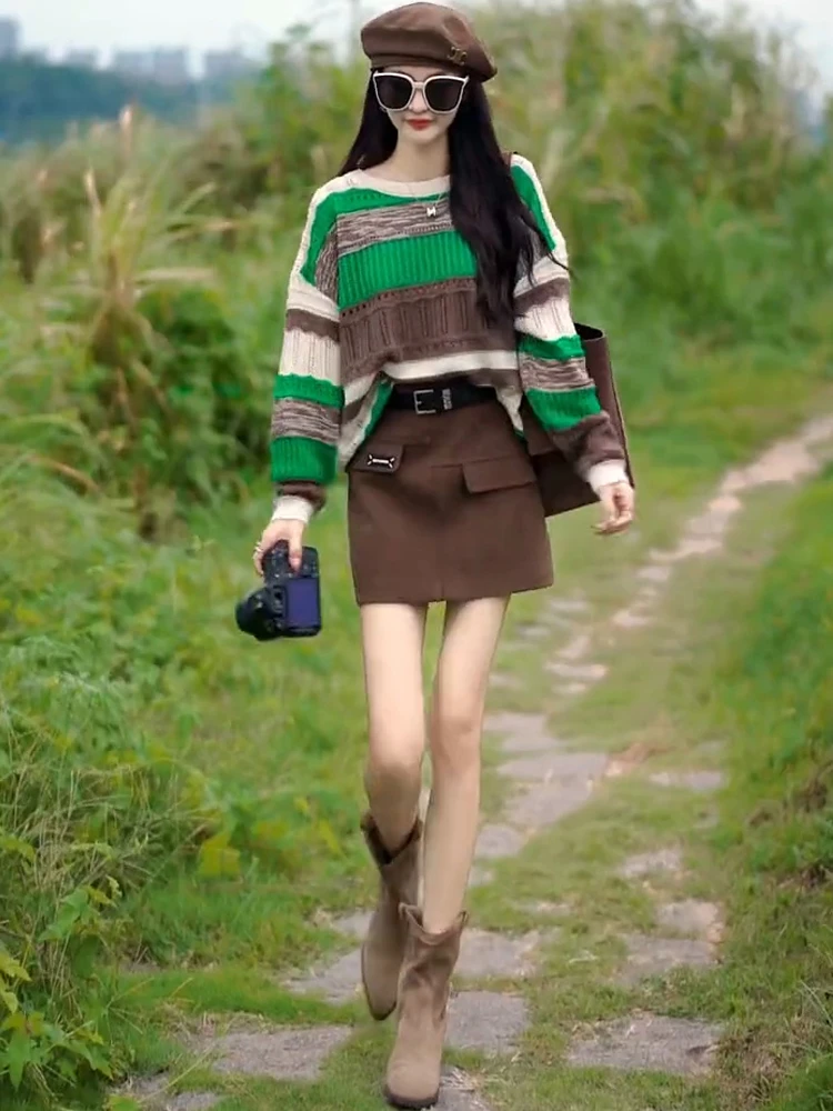 秋季洋气减龄穿搭一整套女时尚宽松慵懒条纹针织上衣半身裙两件套