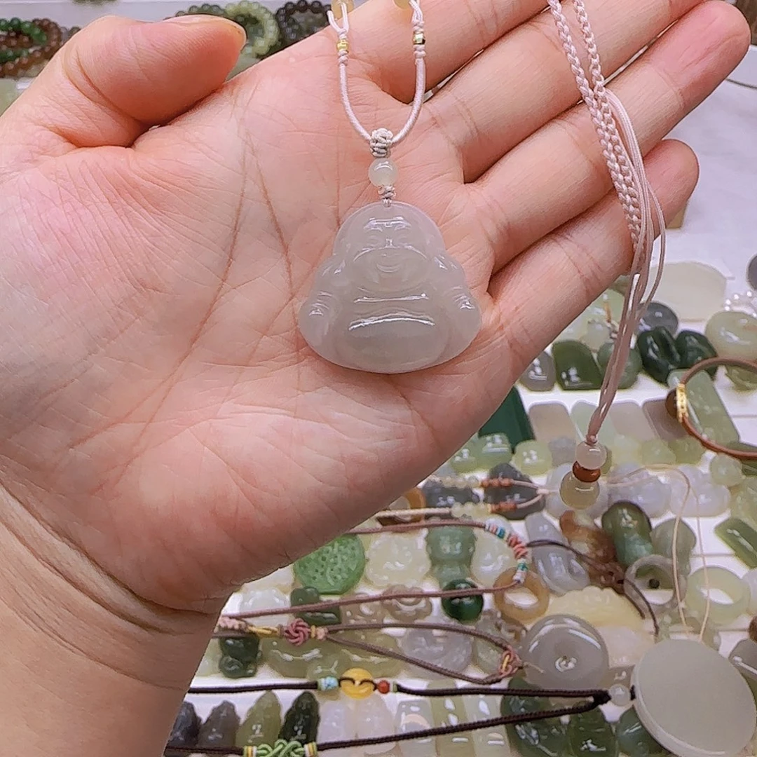 和田玉未镶嵌吊坠(赠链)