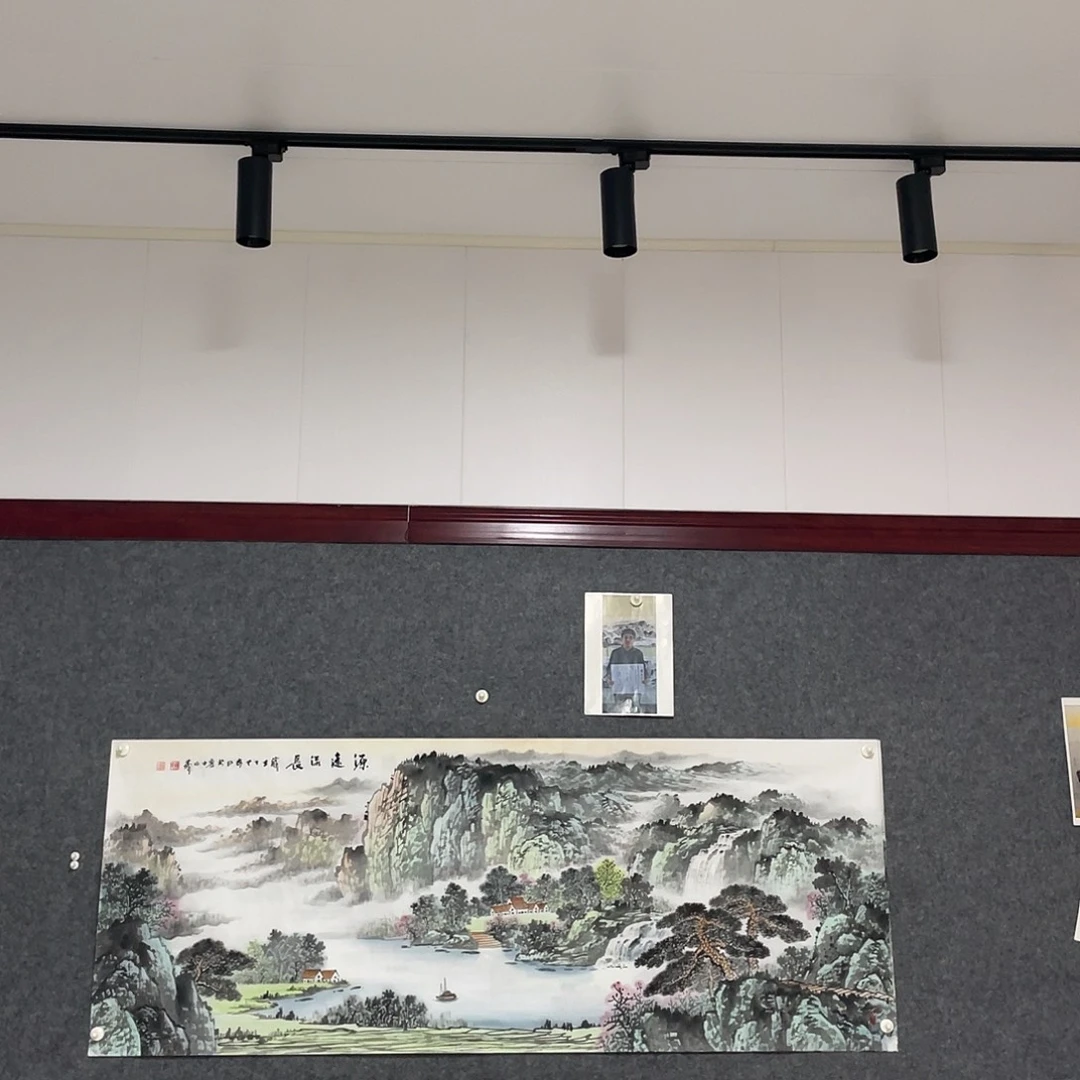 浅***蓝国画小六尺画芯 捡漏