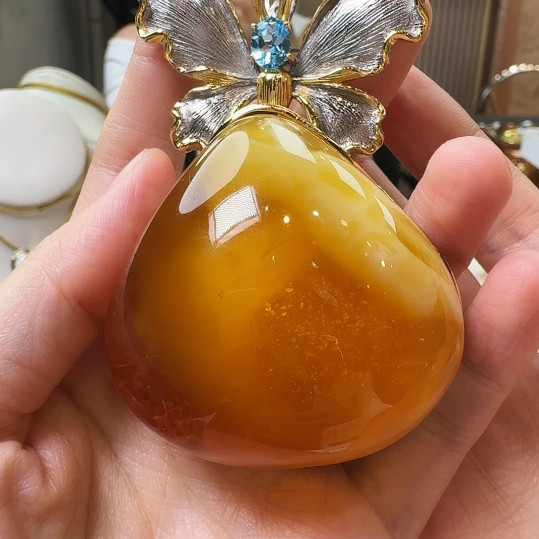 琥珀未镶嵌颈饰吊坠
