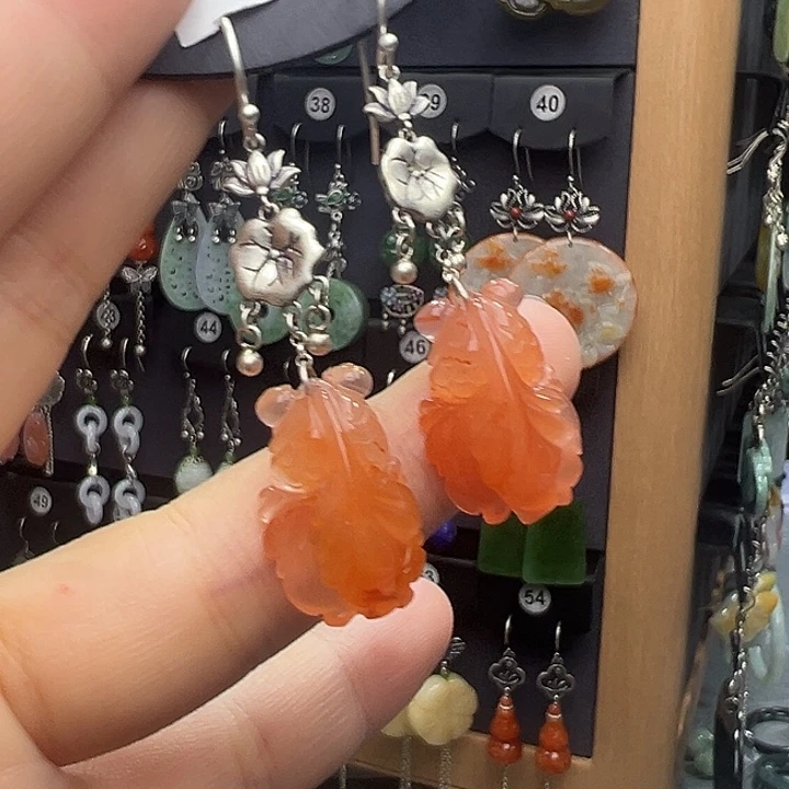 南红玛瑙银S925镶嵌耳饰玉*珑