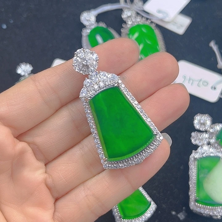 翡翠吊坠(不含链)银S925镶嵌