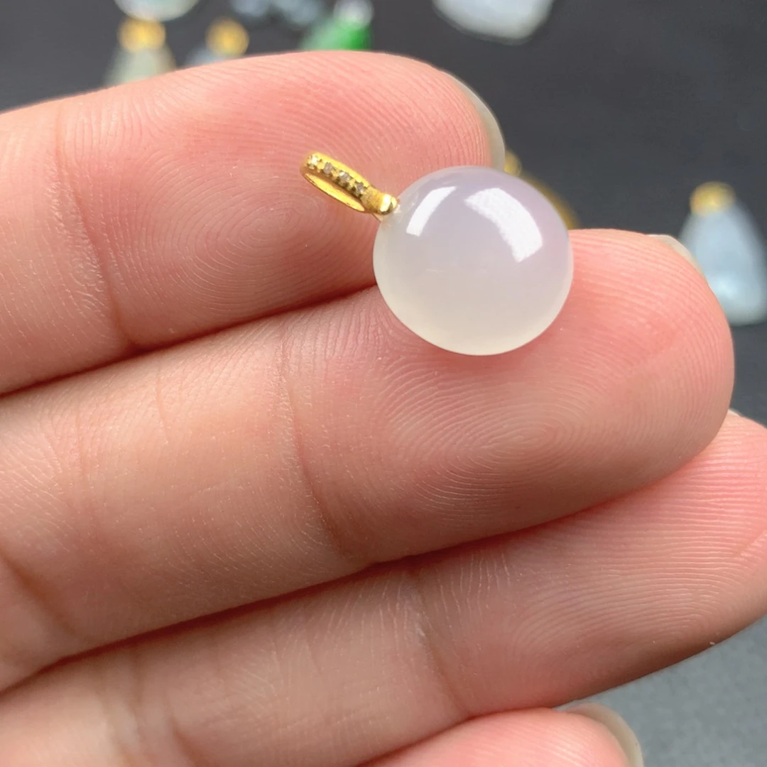 【闪购商品】颈饰18K金镶嵌翡翠翡翠