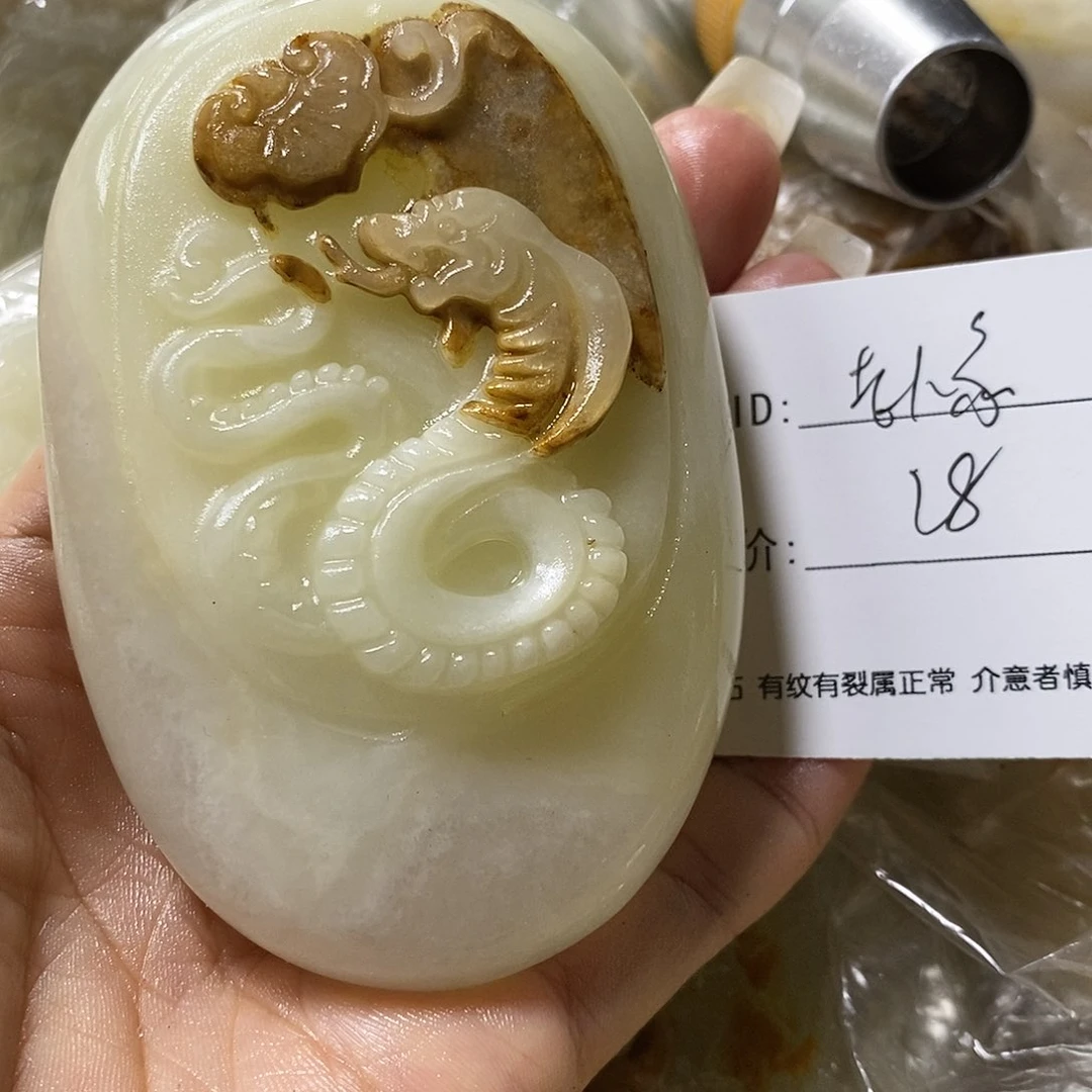 石材老*家古青石手把件