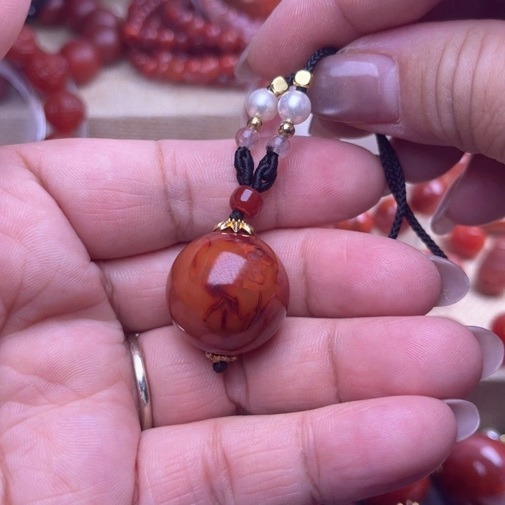 南红玛瑙未镶嵌颈饰火焰2 1、6 M