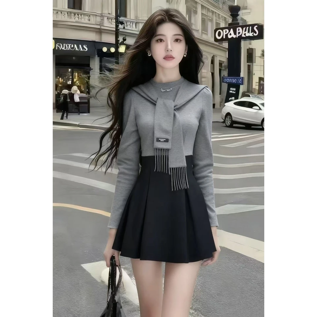 秋冬季新款气质灰色圆领收腰优雅修身收腰长袖气质显瘦连衣裙女