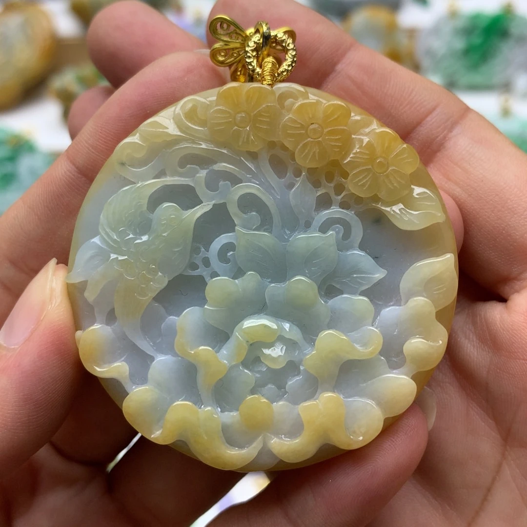 翡翠未镶嵌颈饰翡翠
