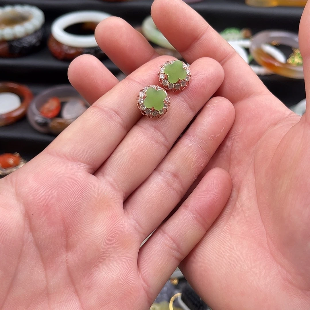 和田玉银S925镀金镶嵌耳饰