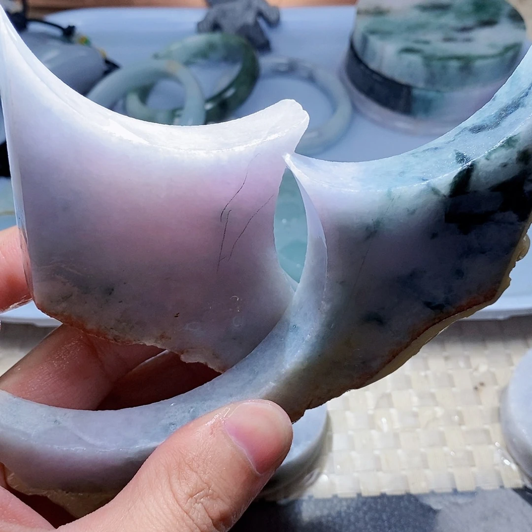 翡翠未镶嵌颈饰555