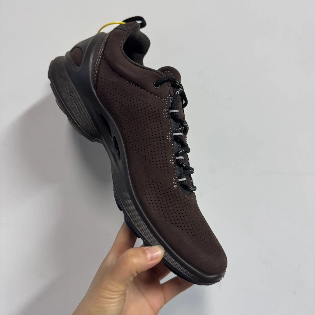 清仓处理~ECCO/爱步春秋小经典男士磨砂皮户外鞋837534