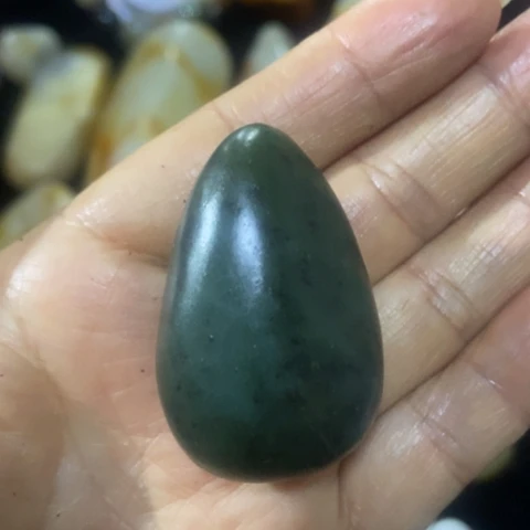 和田玉（糖玉）未镶嵌挂件