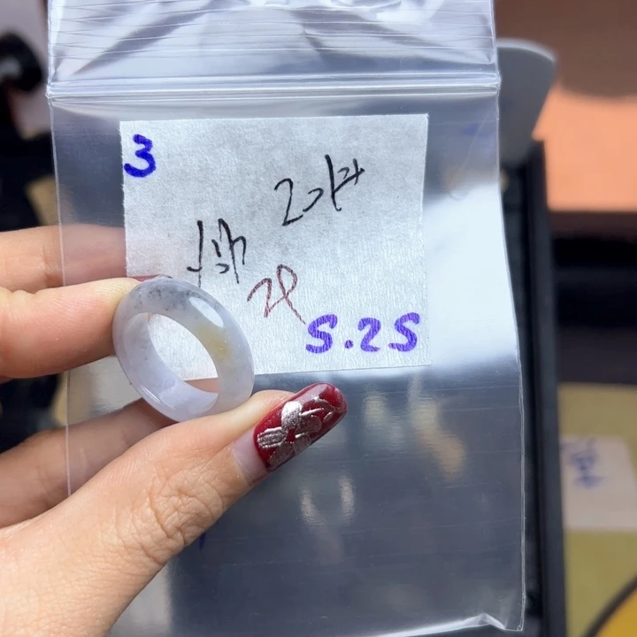 定制翡翠未镶嵌大***口闪