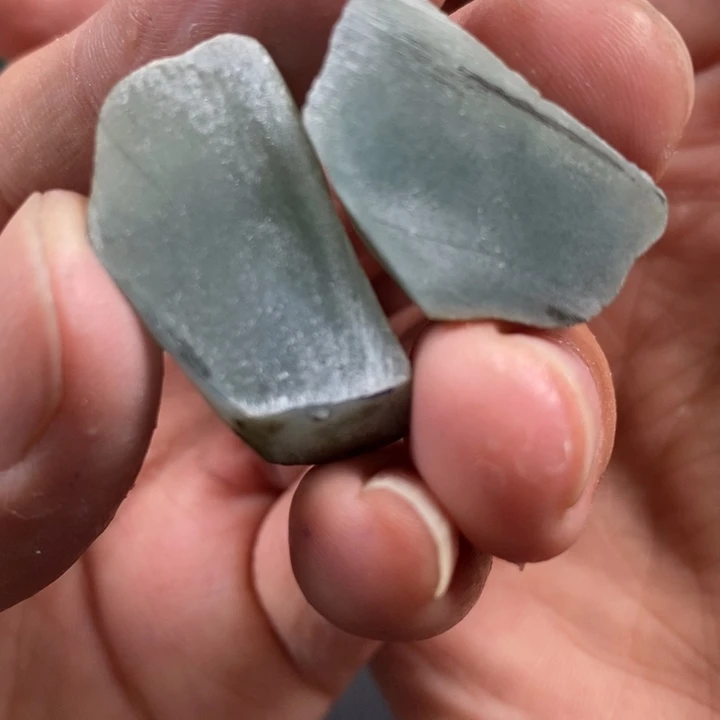 熙***贝定制翡翠未镶嵌天然翡翠定制戒面蛋面