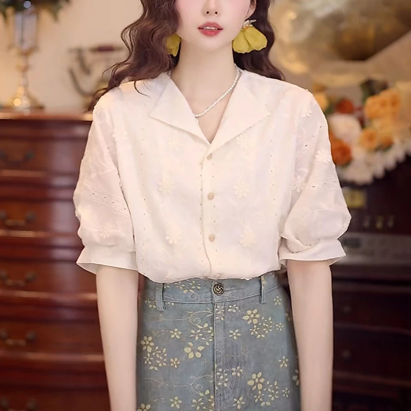 法式设计感蕾丝衬衫女2025夏季新款时尚洋气减龄显瘦休闲短袖上衣