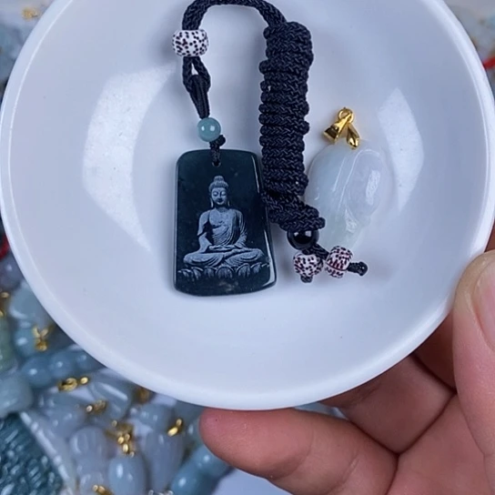 翡翠未镶嵌颈饰天然翡翠拍一发2