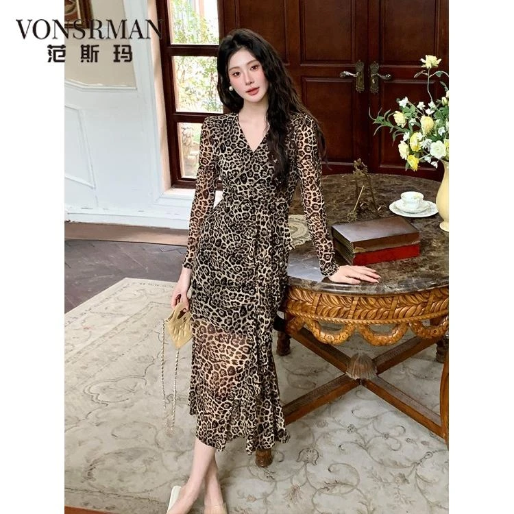 设计感法式性感V领包臀中长裙2025春秋季新款精致修身显瘦连衣裙v