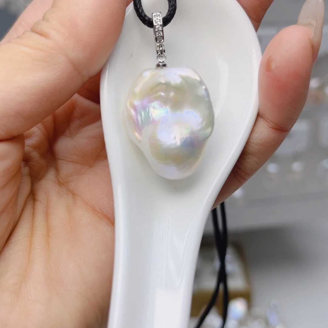 未镶嵌颈饰淡水珍珠