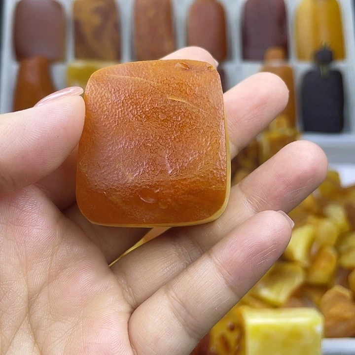 未镶嵌定制琥珀95798768899