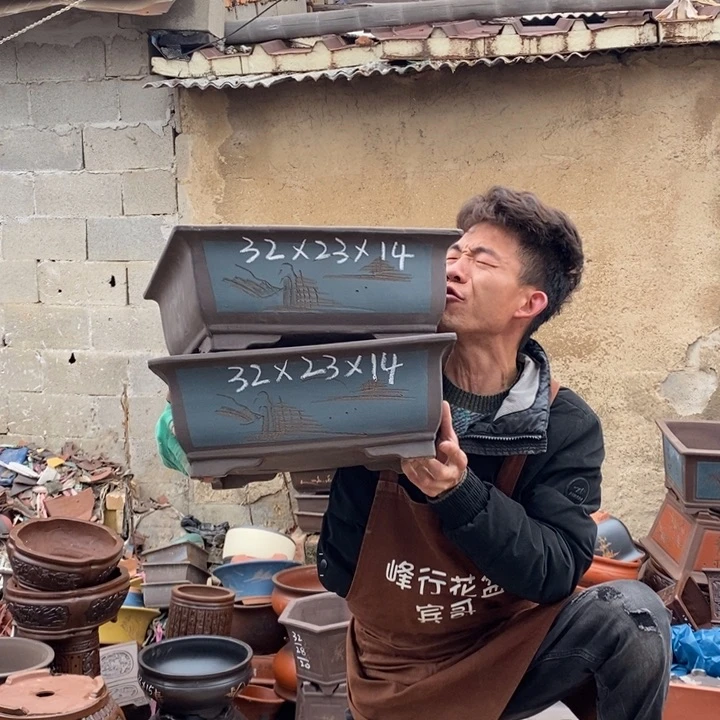 红陶紫砂器，紫砂器。。