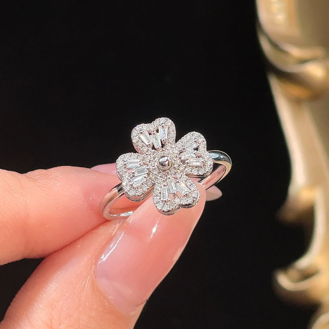 18K白金四叶草钻石戒指#天然南非真钻石#幸运草#18K金钻石饰品