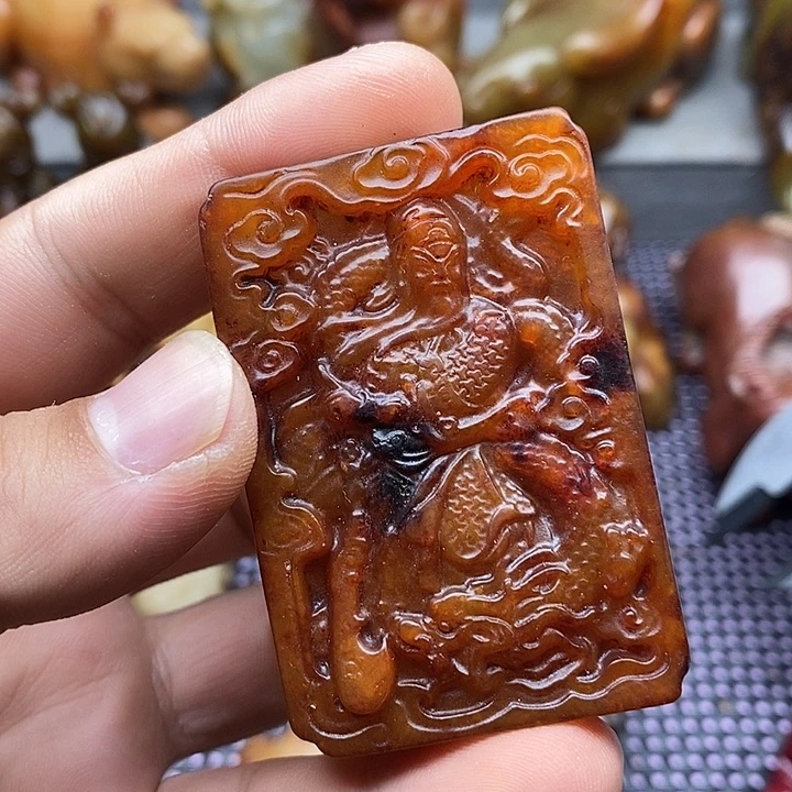 未镶嵌蛇纹石玉颈饰