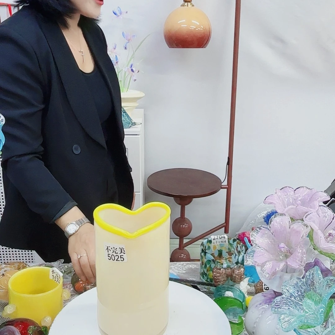 5025 安妮家居琉璃摆件不完美