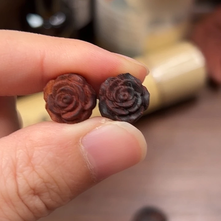 其他降真香玫瑰花一对12mm