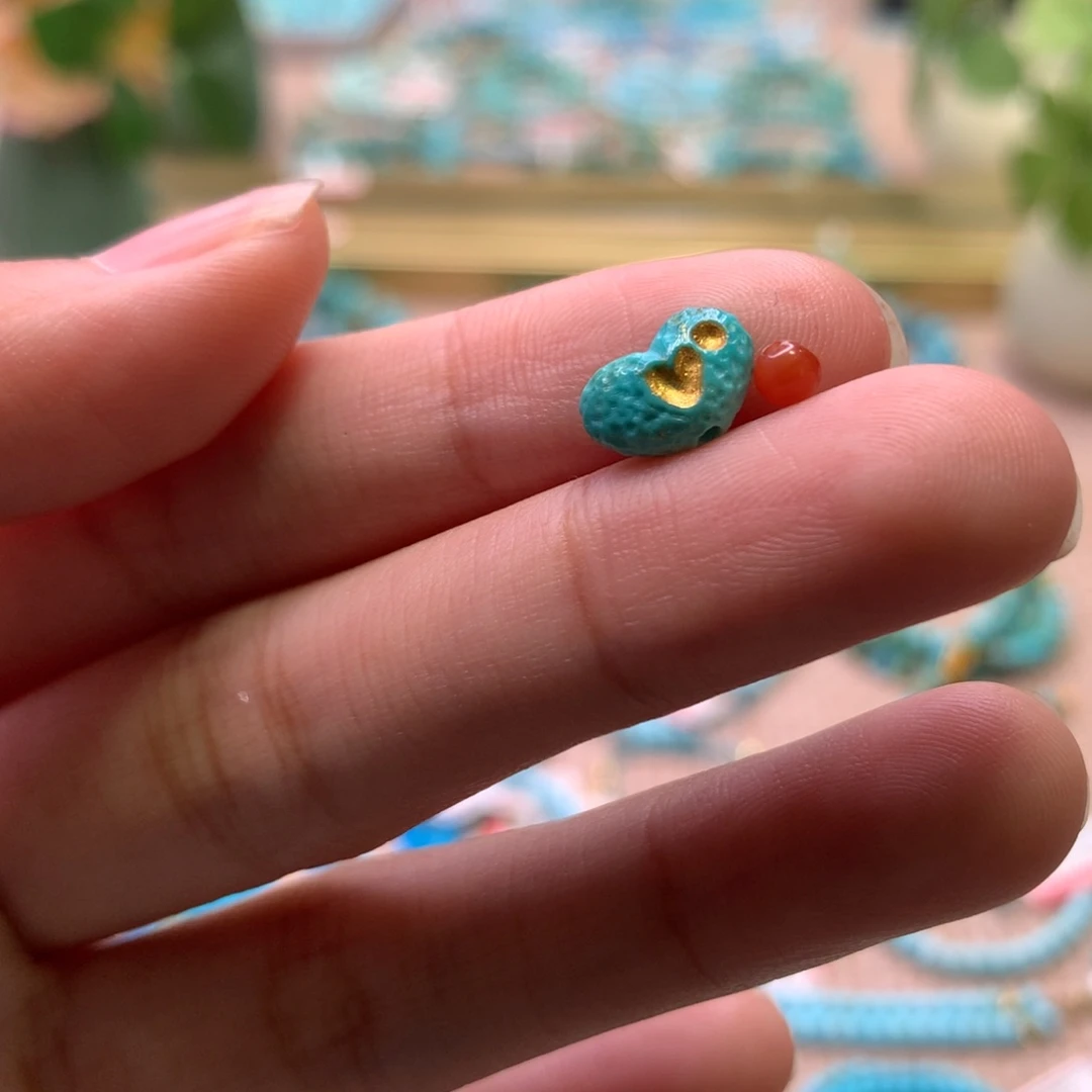 南红玛瑙配饰未镶嵌