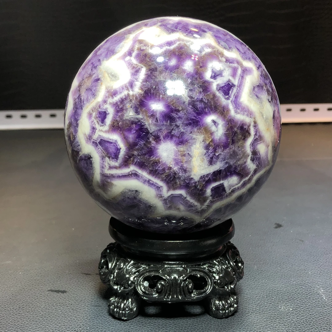 天然梦幻紫水晶球摆件莲花纹颜色浓郁纹理清晰直径12厘米一物一图