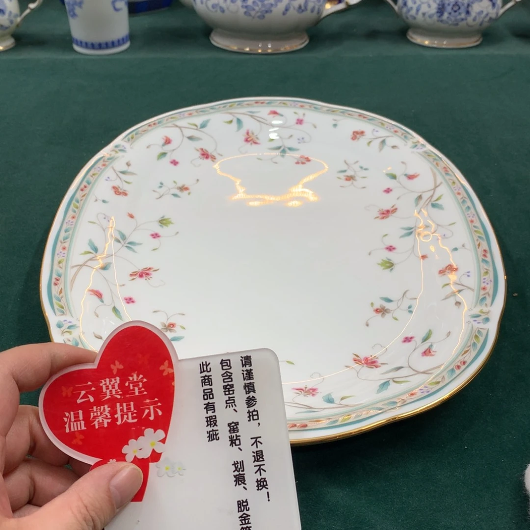 摆件美****?全是大漂亮瓷器啊美美哒