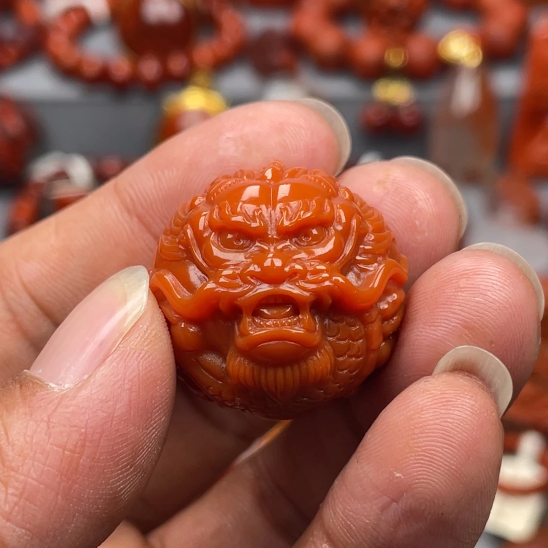 南红玛瑙未镶嵌珠宝奇石吊坠