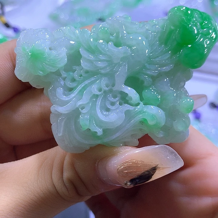 翡翠未镶嵌颈饰天然翡翠A货吊坠
