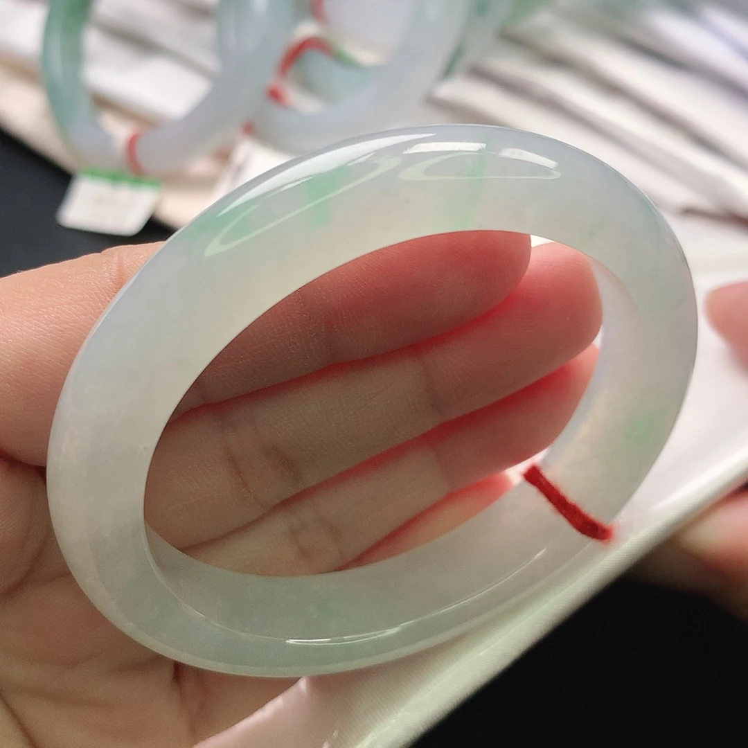 翡翠未镶嵌手镯贵妃53