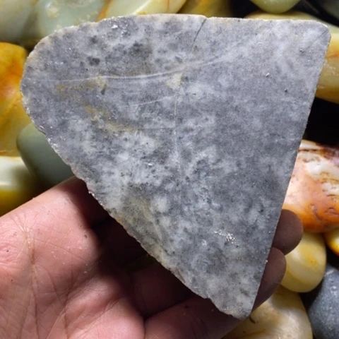 未镶嵌和田玉（糖玉）挂件