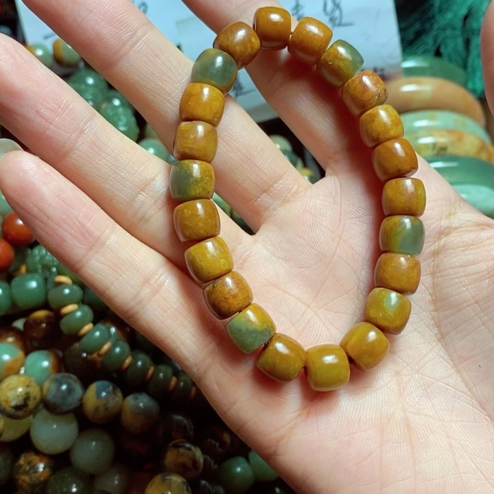 岫岩河磨玉（透闪石质玉）手链未镶嵌