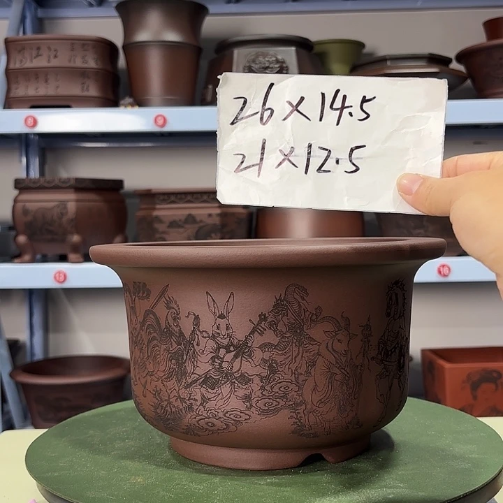 紫砂花盆刻绘十二生肖