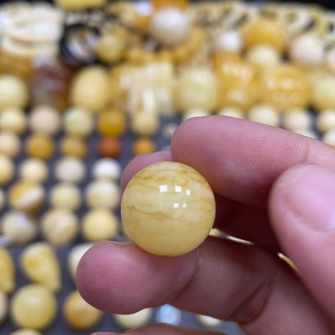 琥珀未镶嵌裸石16.4mm瑕疵虎皮福利款