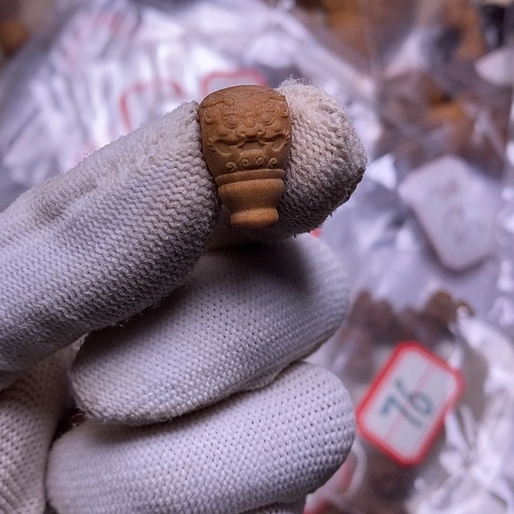 檀香木手串/手链老山檀香貔貅三通