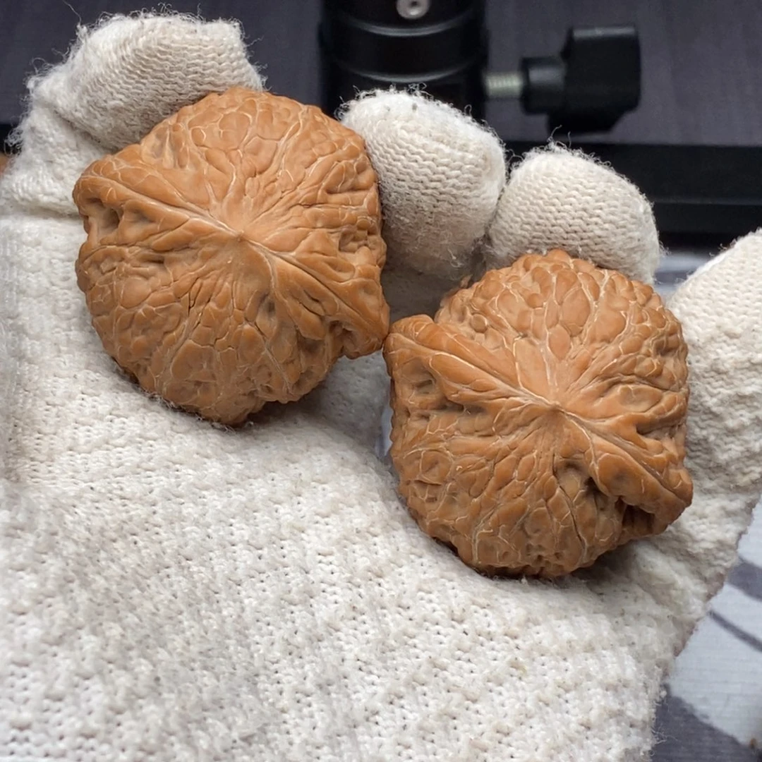 L***o文玩核桃把件全品无修铁锤妹妹43尺