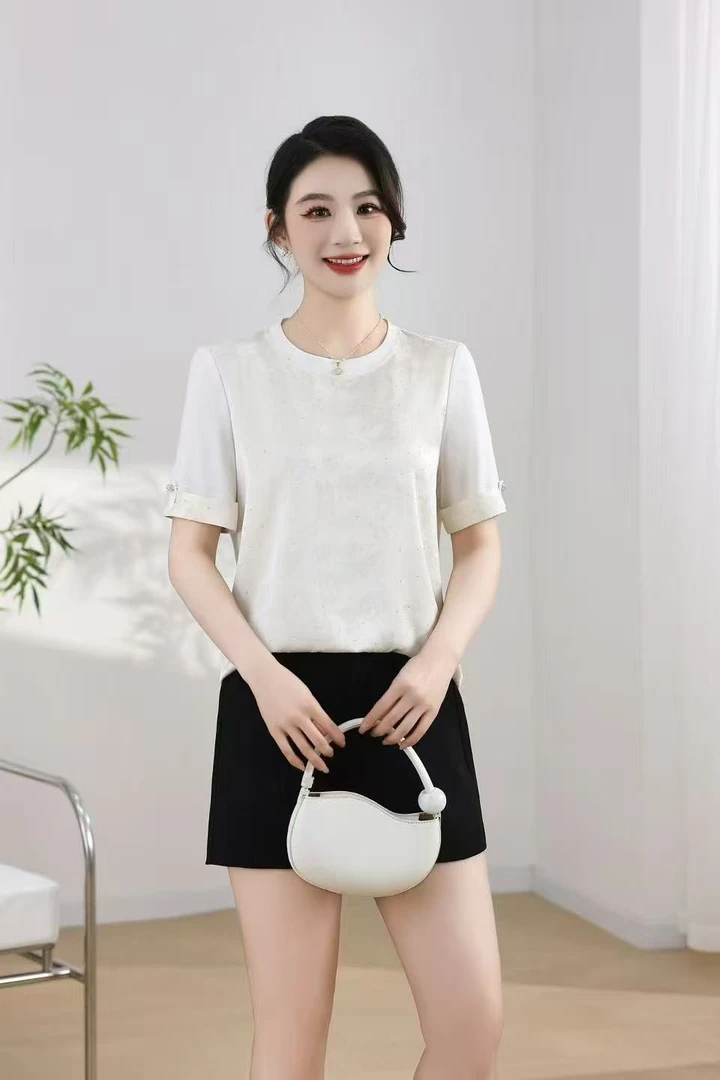 847香港素街新款圆领休闲百搭洋气蝴蝶提花拼接短袖