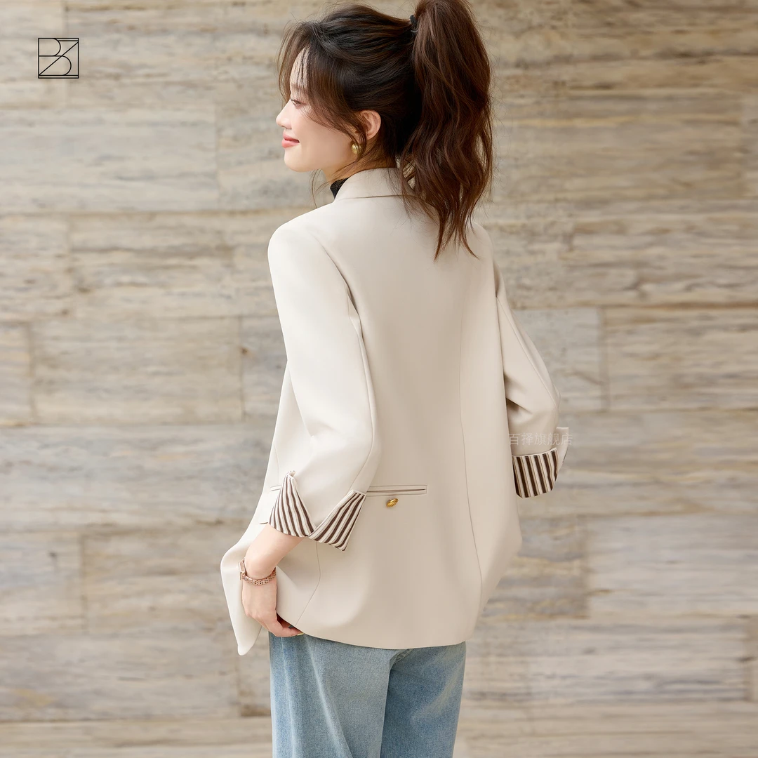韩版小西装外套女2025秋新款时尚气质宽松设计感休闲小众西服上衣