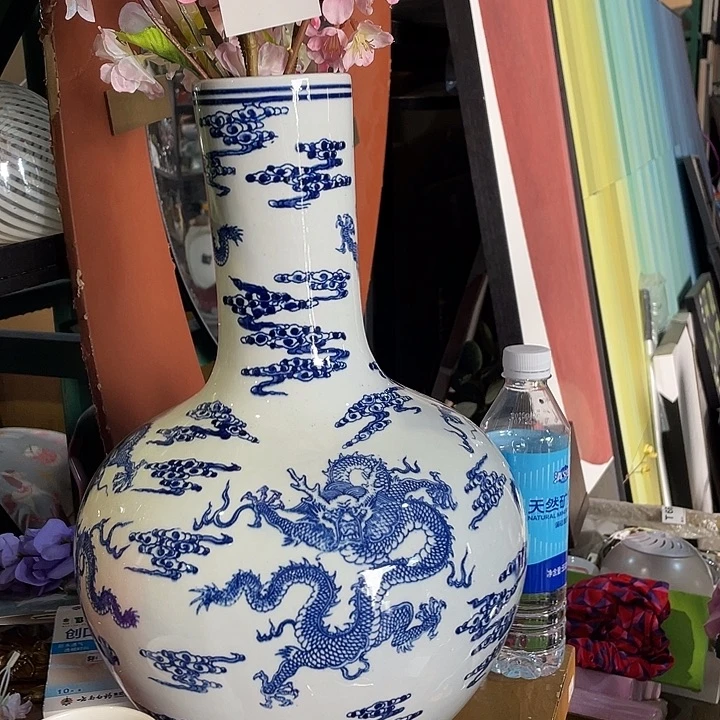 陶瓷花瓶，部分微瑕