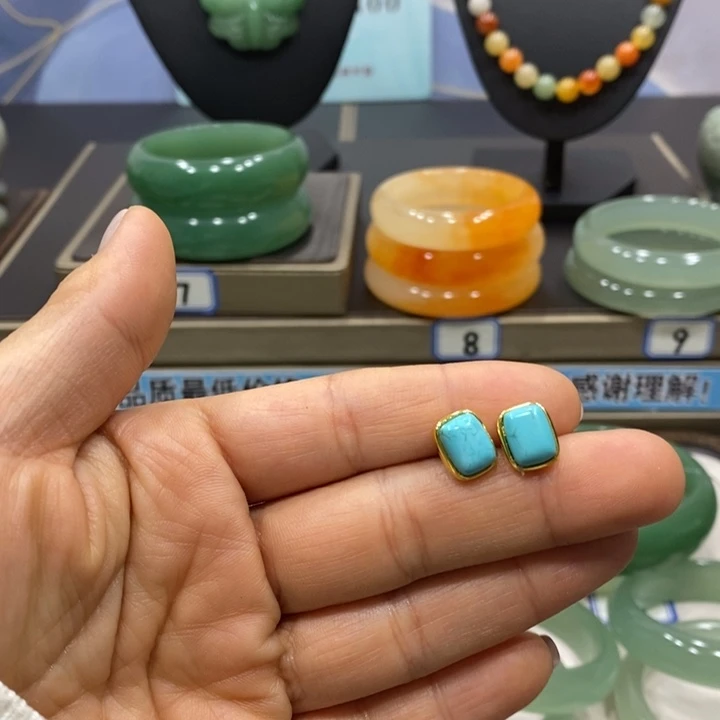 石英岩玉未镶嵌戒指