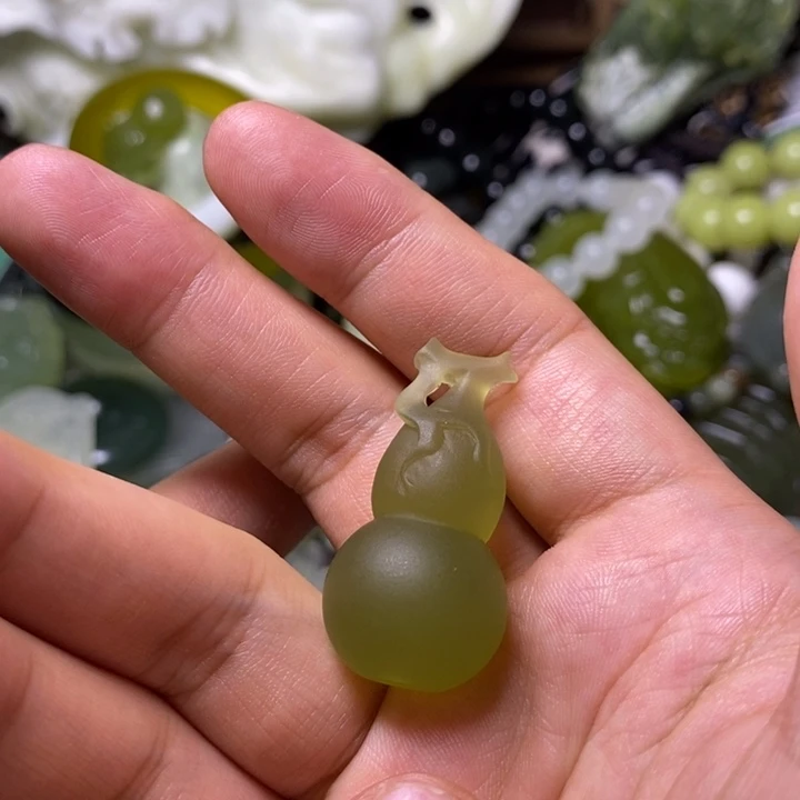 未镶嵌岫玉岫玉颈饰