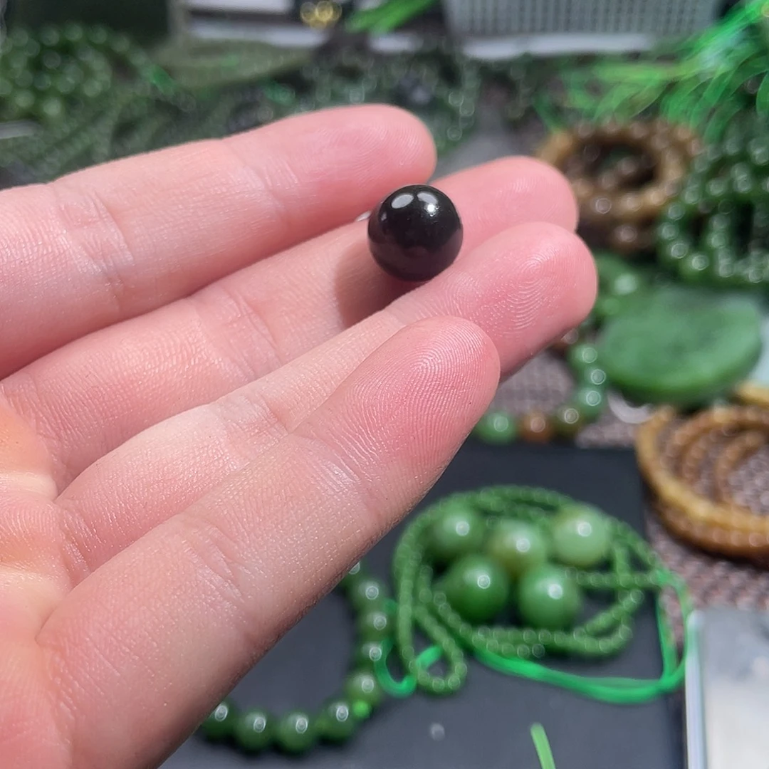 和田玉（碧玉）未镶嵌珠宝半成品