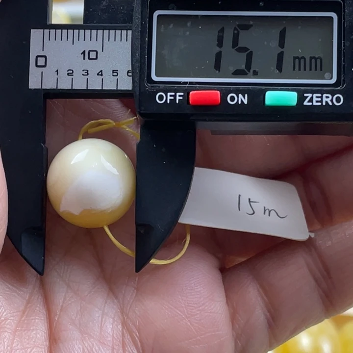 【闪购商品】蜜蜡裸石未镶嵌75号