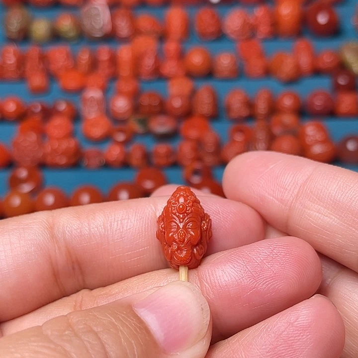 未镶嵌配饰南红玛瑙精工象神三通11mm