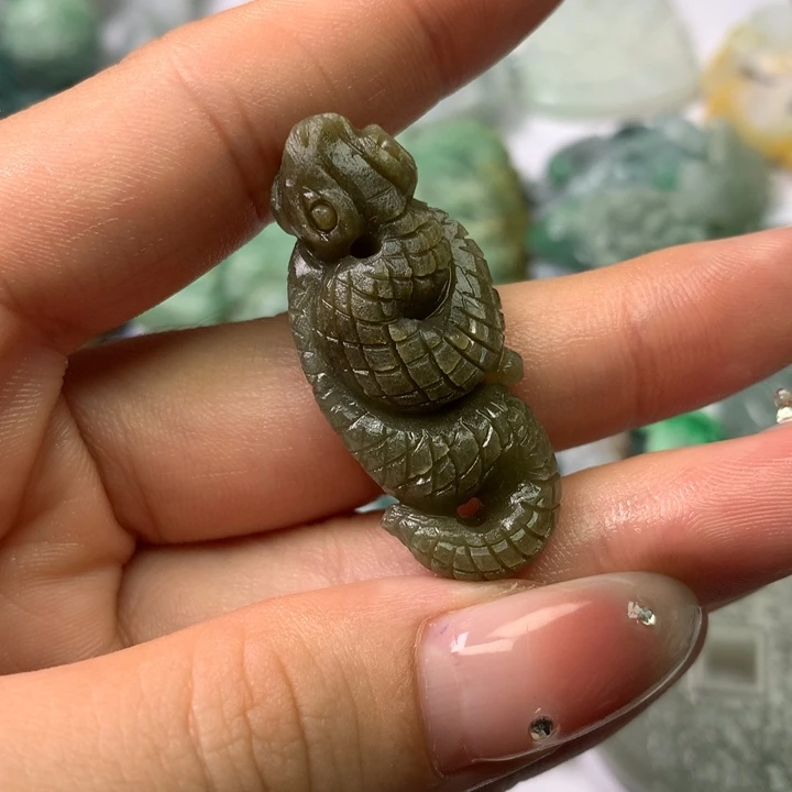 定制翡翠未镶嵌翡翠