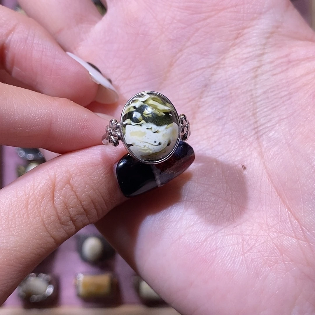 聿***青琥珀银S925镶嵌戒指