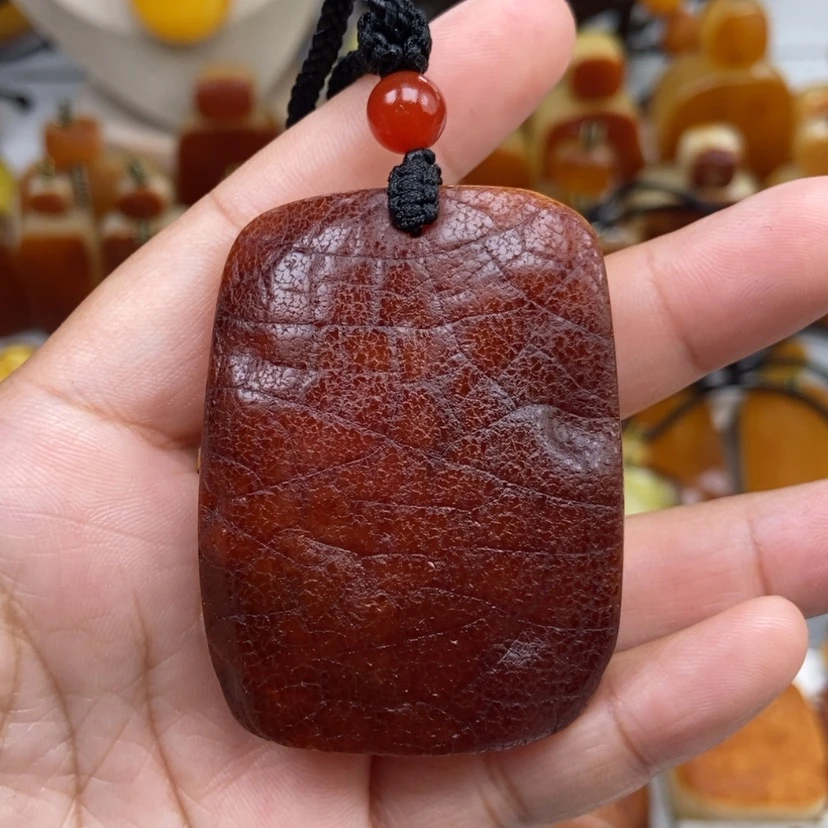 【闪购商品】琥珀颈饰未镶嵌